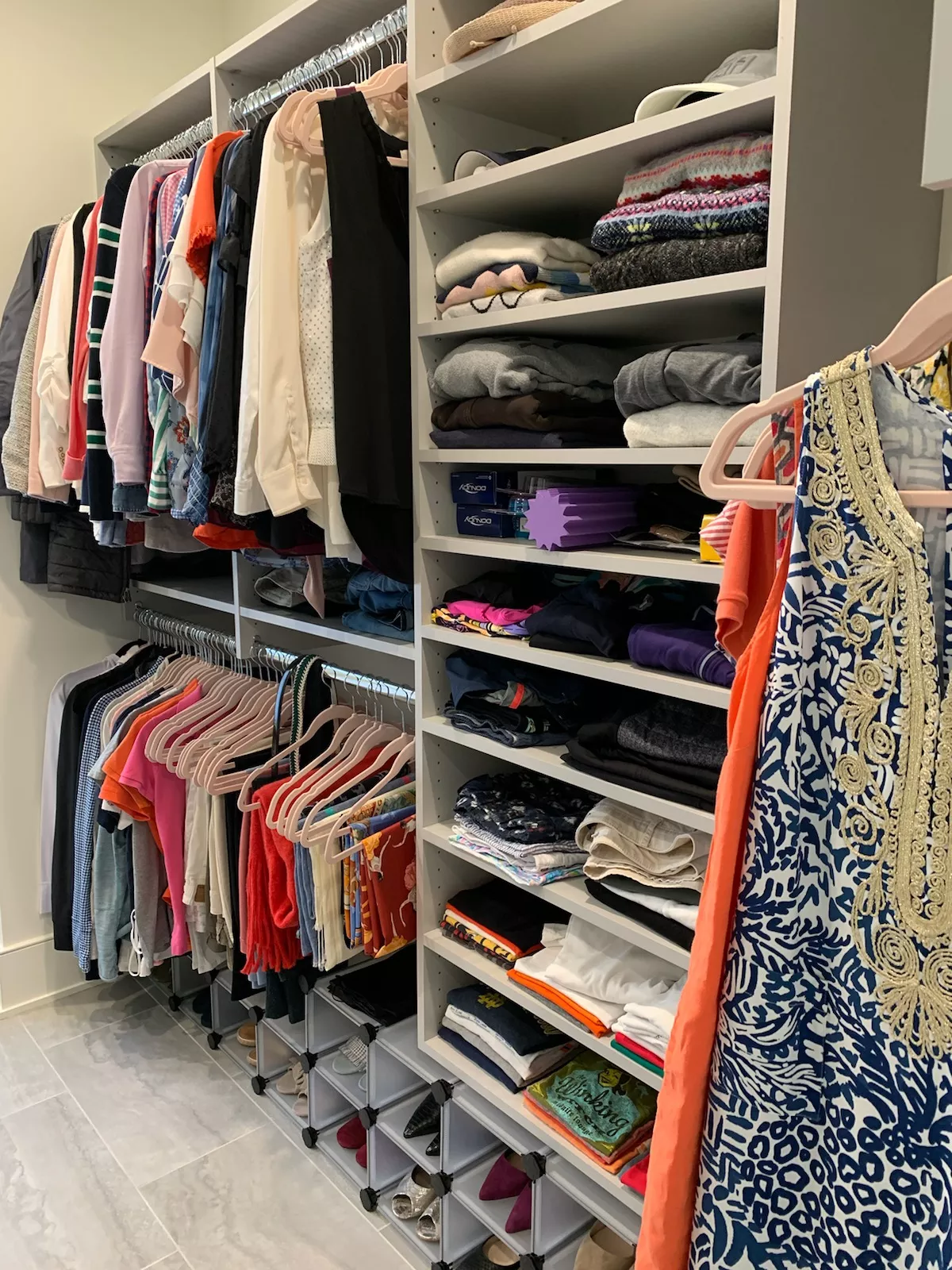 Neat clothing closet